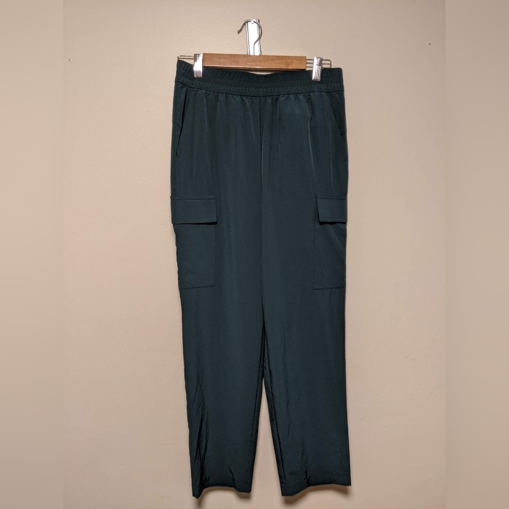 Lands’ End Women’s Active Cargo Pants – Teal Green – Size Small (6-8)